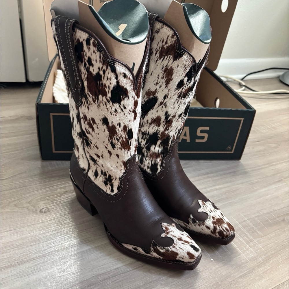 BRAND NEW Sold Out Limited Edition Tecovas Sadie Hair on Hide Cowgirl Boots - Picture 4 of 6